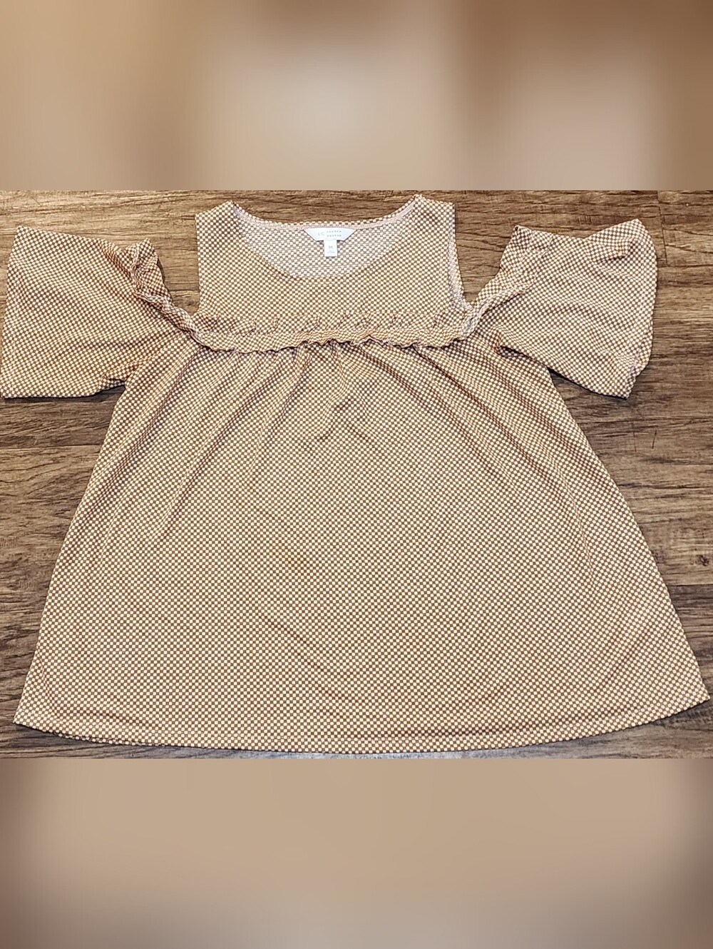 LC Lauren Conrad Tan Micro-Pattern Cold-Shoulder Blouse